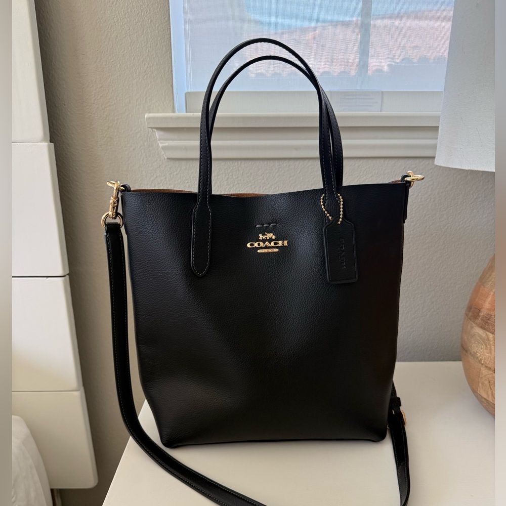 Coach Small Thea Tote Bag - Black